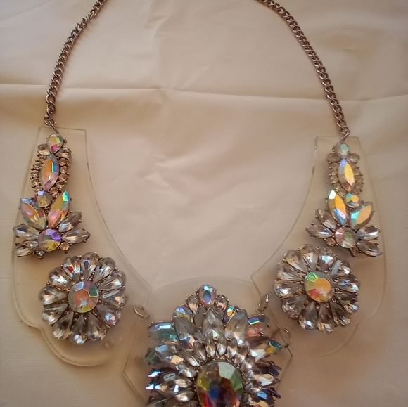 Traci Lynn Crystal Rhinestone Evening Statement Necklace! - Picture 5 of 7